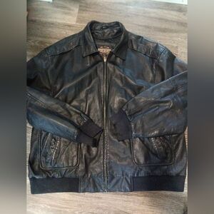 Guide Gear Black Leather Motorcycle Jacket size 5XLB Men's
